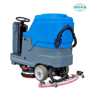 Máy chà sàn tự hành ngồi lái C70