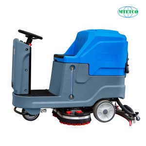 Máy chà sàn tự hành ngồi lái C70