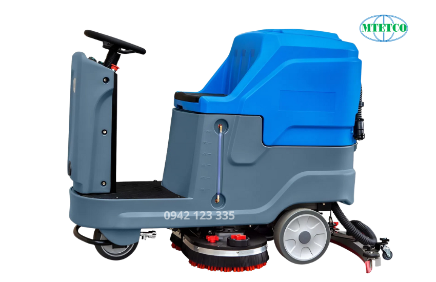 Máy chà sàn tự hành ngồi lái C70