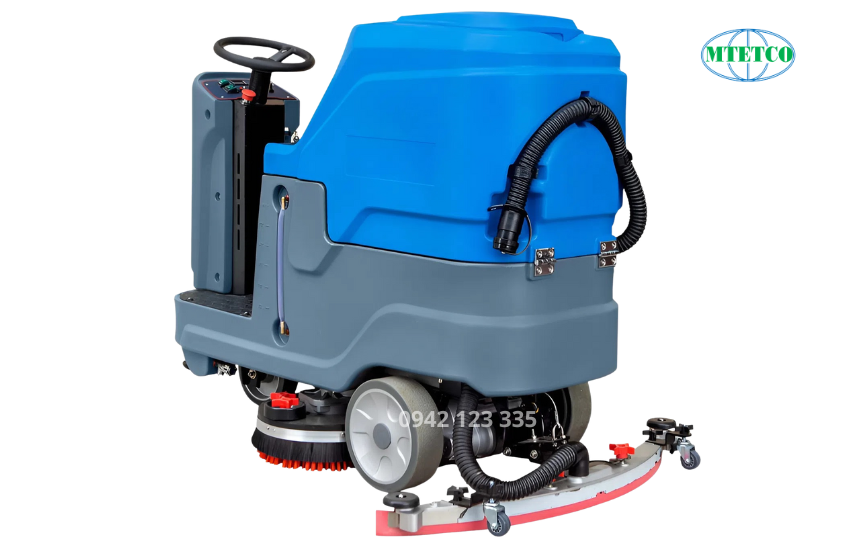 Máy chà sàn tự hành tăng tốc độ xử lý so với máy đẩy tay.