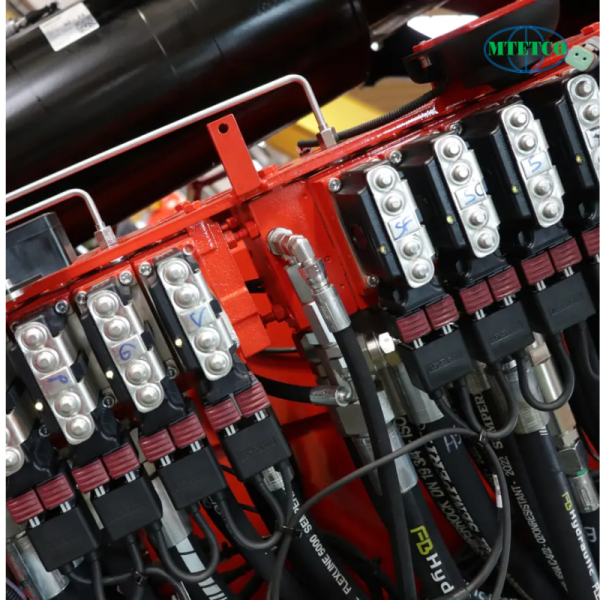 Cẩu gập thủy lực Fassi hạng vừa F485RA xe-dynamic