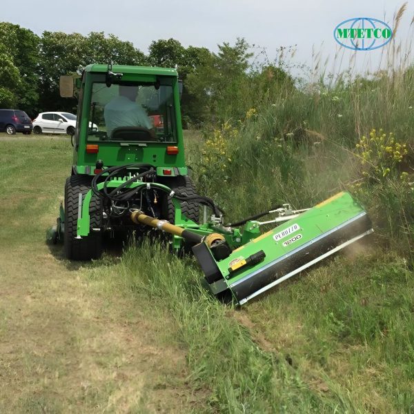 Máy cắt cỏ gắn sau đầu kéo Fox Cross