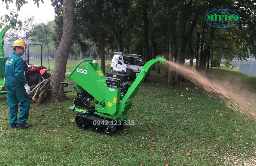 Máy băm cành cây được thiết kế để nghiền nhỏ các vật liệu thực vật