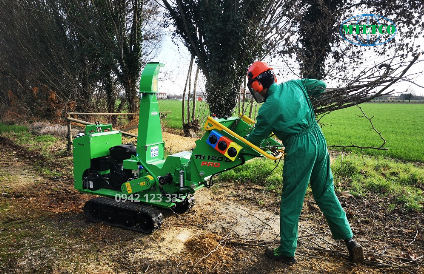 Máy băm cành cây TB120 C PRO