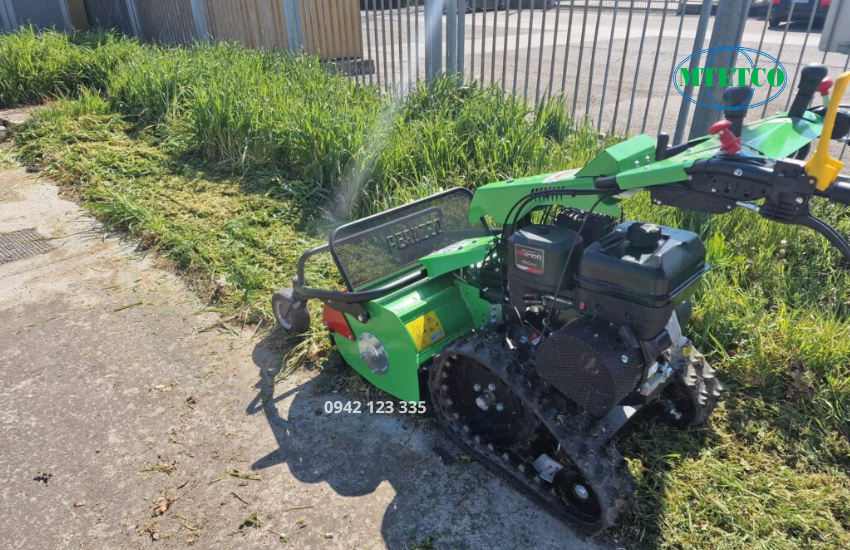 Peruzzo MotorFrog 75 vận hành ổn định trên sườn dốc, đồi núi