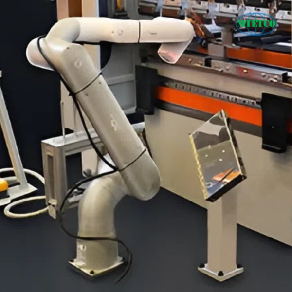 Máy chấn tôn Ermaksan Speed Pro