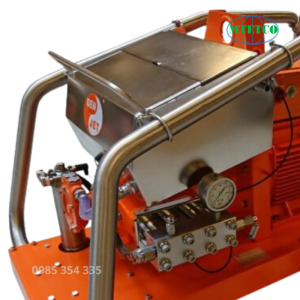 Máy phun nước áp lực cao Denjet