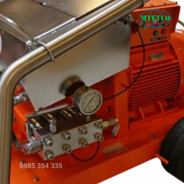 Máy phun nước áp lực cao Denjet