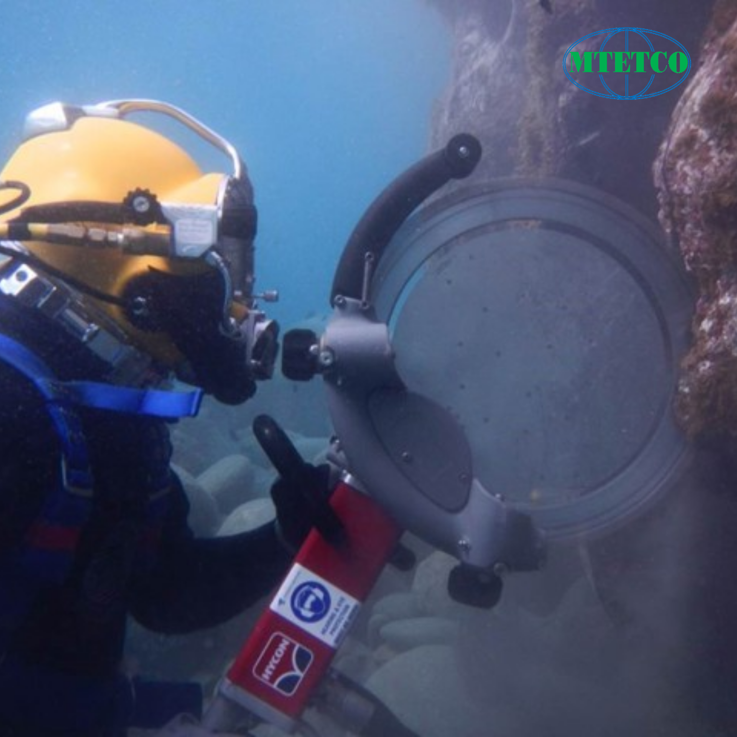 Thiết bị CHCN dưới nước