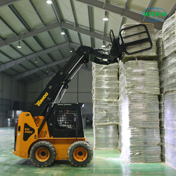 Máy xúc Mini bánh lốp Bawoo EX