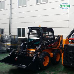 Máy xúc Mini bánh lốp Bawoo M