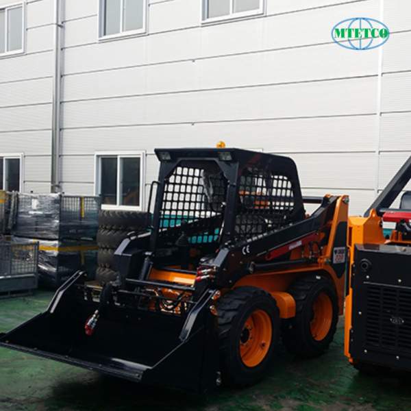 Máy xúc Mini bánh lốp Bawoo M