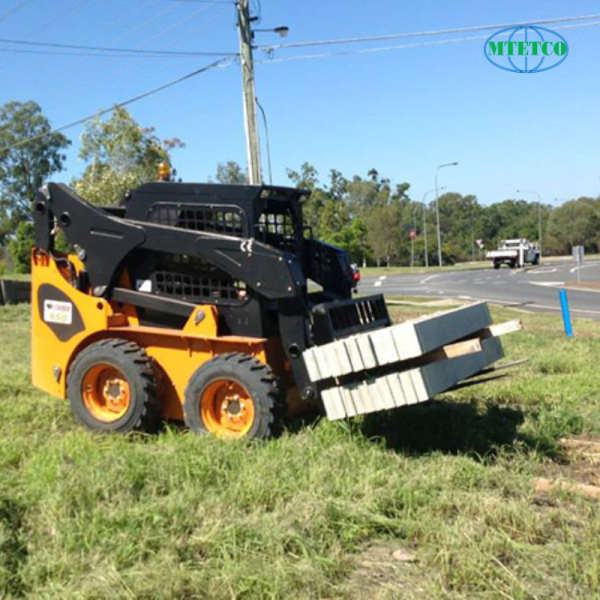 Máy xúc Mini bánh lốp Bawoo VJ