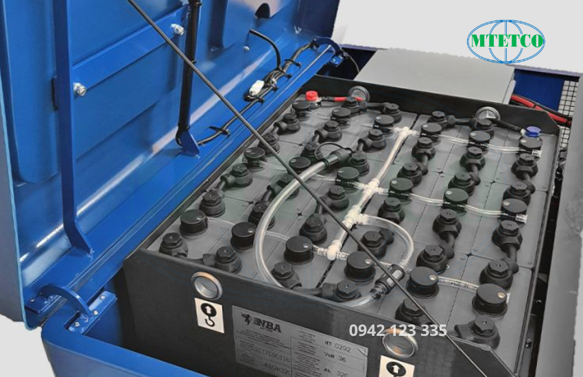 Máy quét công nghiệp ngồi lái