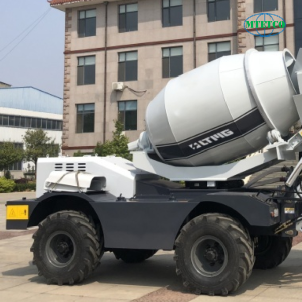 Xe trộn bê tông tự hành loại nhỏ LTMG LTM15