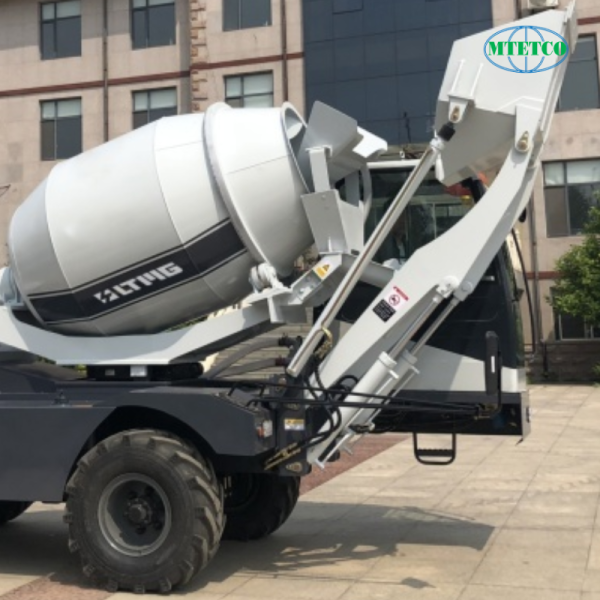 Xe trộn bê tông tự hành loại nhỏ LTMG LTM15