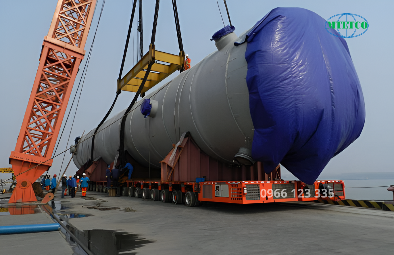 Sử dụng rộng rãi trong sửa chữa tàu, giàn khoan dầu, hóa dầu,...