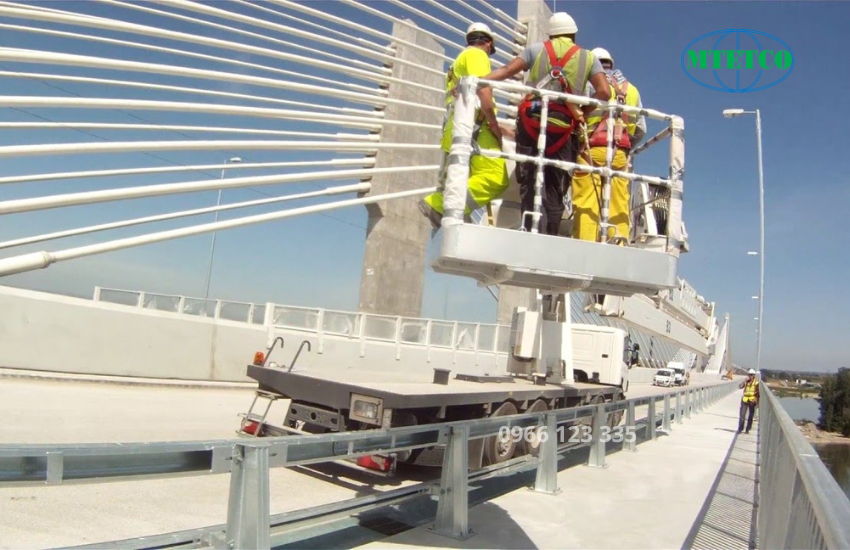 Mua thiết bị kiểm tra gầm cầu - Mua tại Mtetco