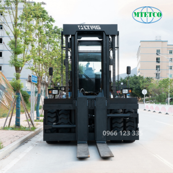 Xe nâng hàng LTMG 40 tấn chạy Diesel