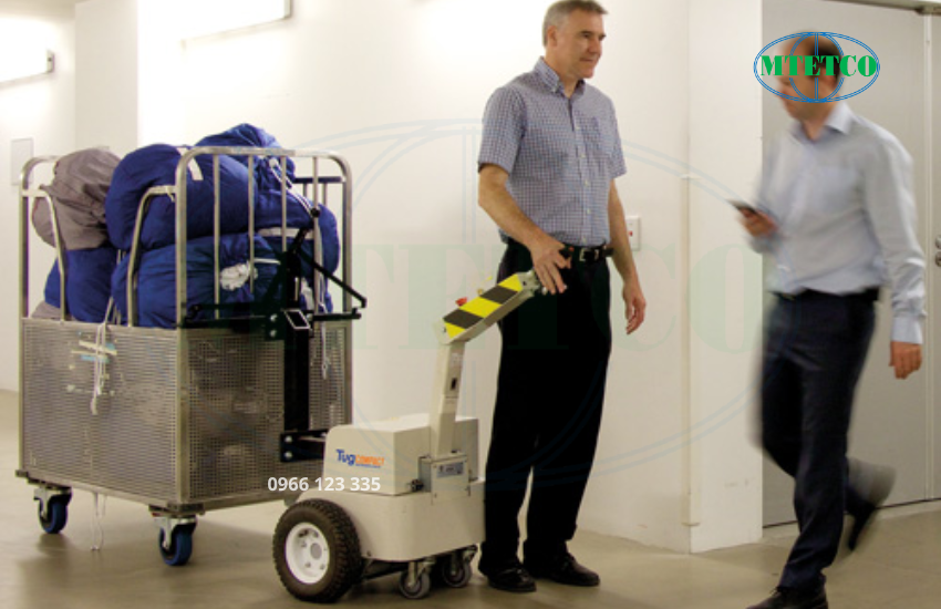 Xe vận chuyển vải Tug Compact ElectroDrive