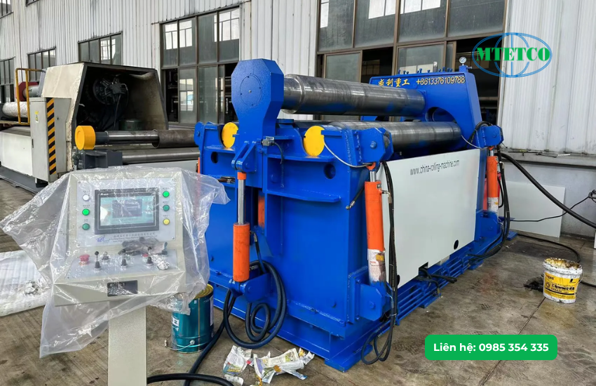 Vận hành máy lốc tôn 4 trục Nantong Shengli