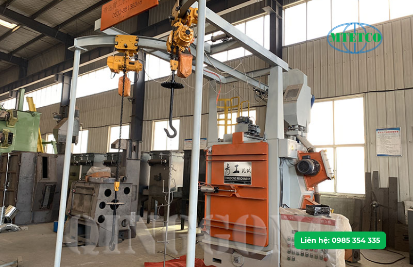 Máy phun bi dạng treo QINGGONG