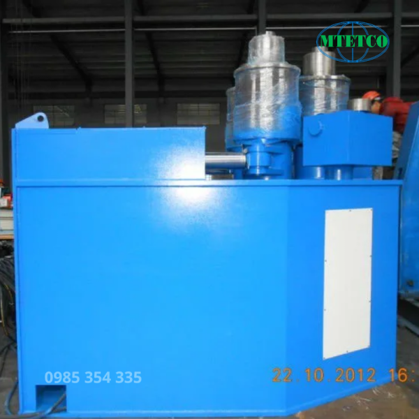 Máy uốn thép hình Nantong Shengli W24S-180