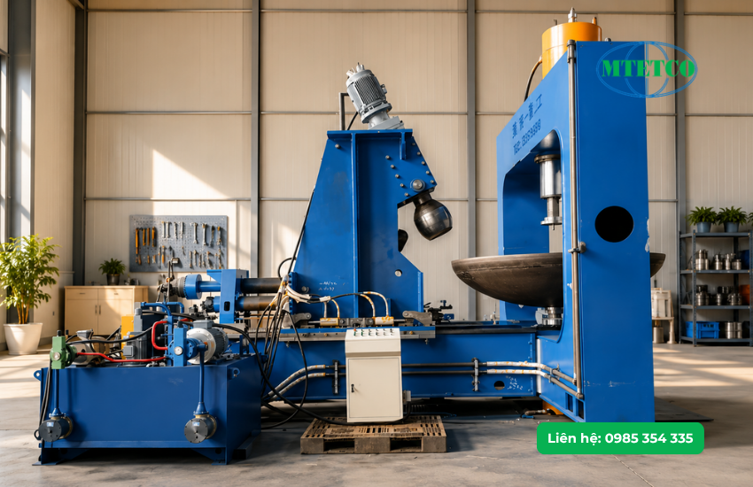 Máy vê chỏm cầu Nantong Shengli (Head Flanging Spinning Machine)