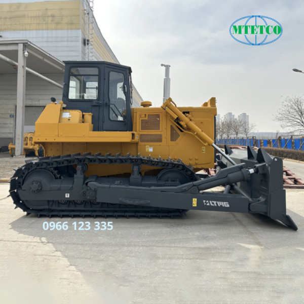 Xe ủi hạng trung LTMG T220