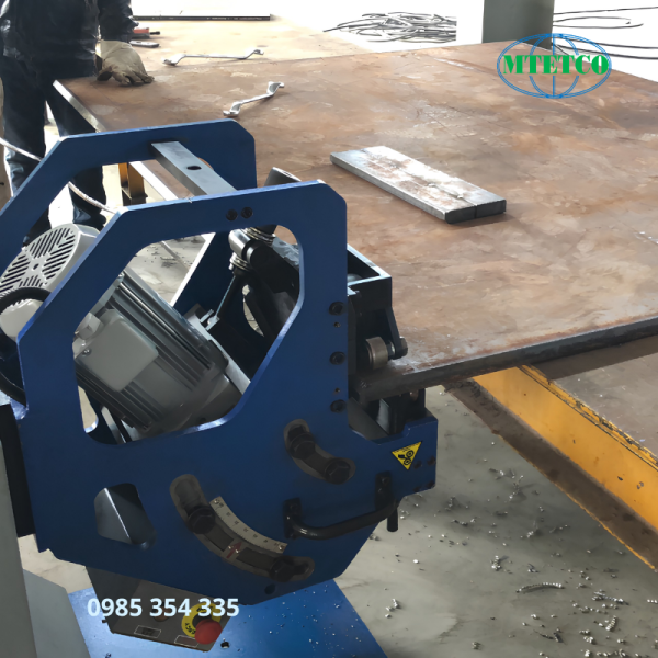 Máy vát mép thép tấm Taole GBM-16D/16D-R