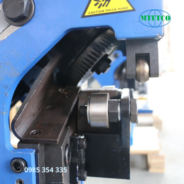 Máy vát mép thép tấm Taole GBM-16D/16D-R