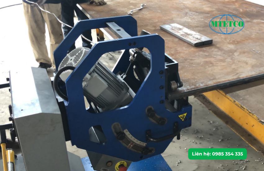 Máy vát mép thép tấm Taole GBM-16D