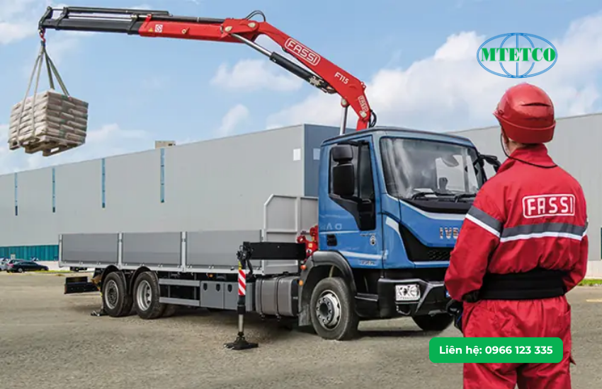Tổng hợp các dòng cẩu gập thủy lực Fassi